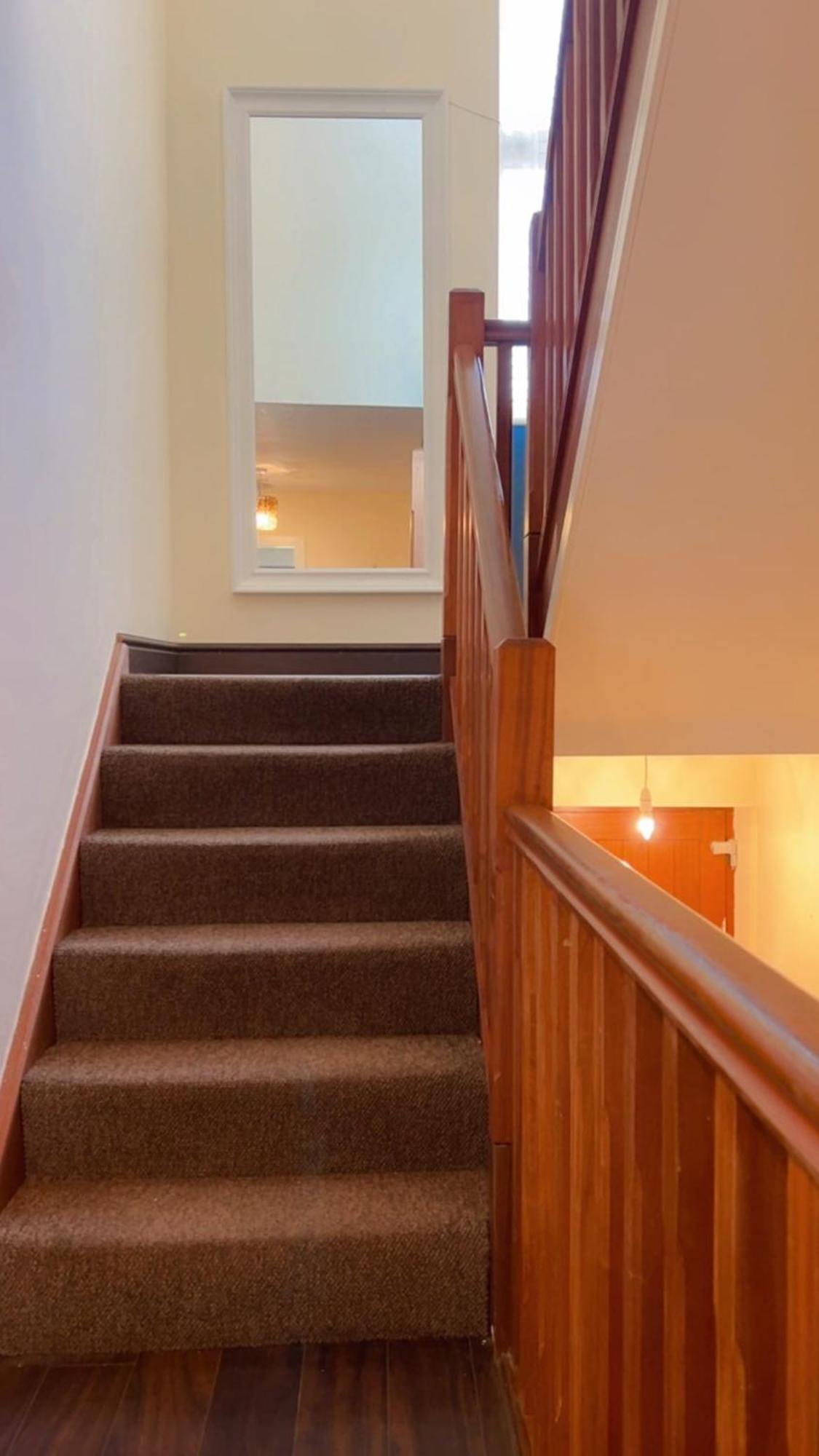 King Bed Just 8 Minutes To Airport * Dublin
