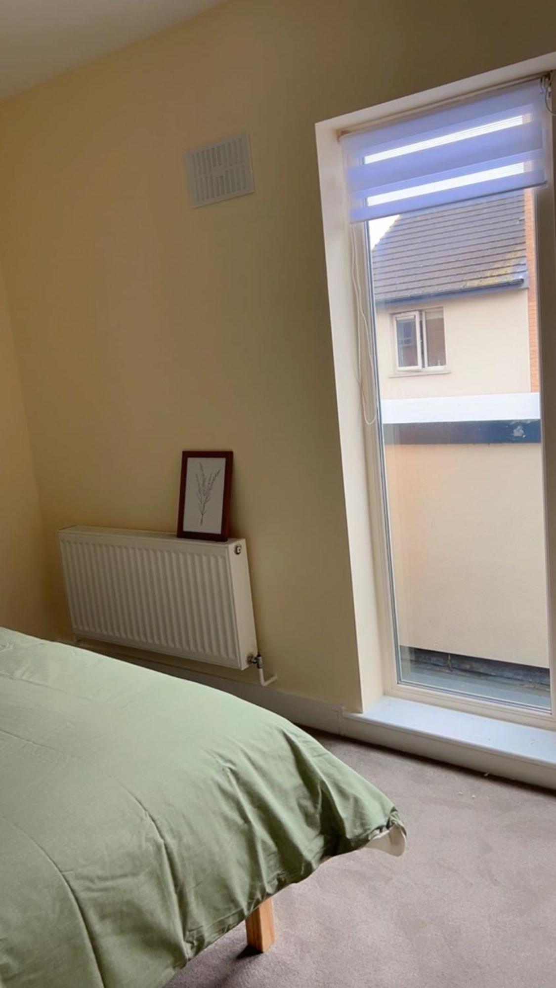 King Bed Just 8 Minutes To Airport *